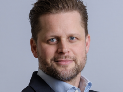 Nik Hedman - The Right Broker